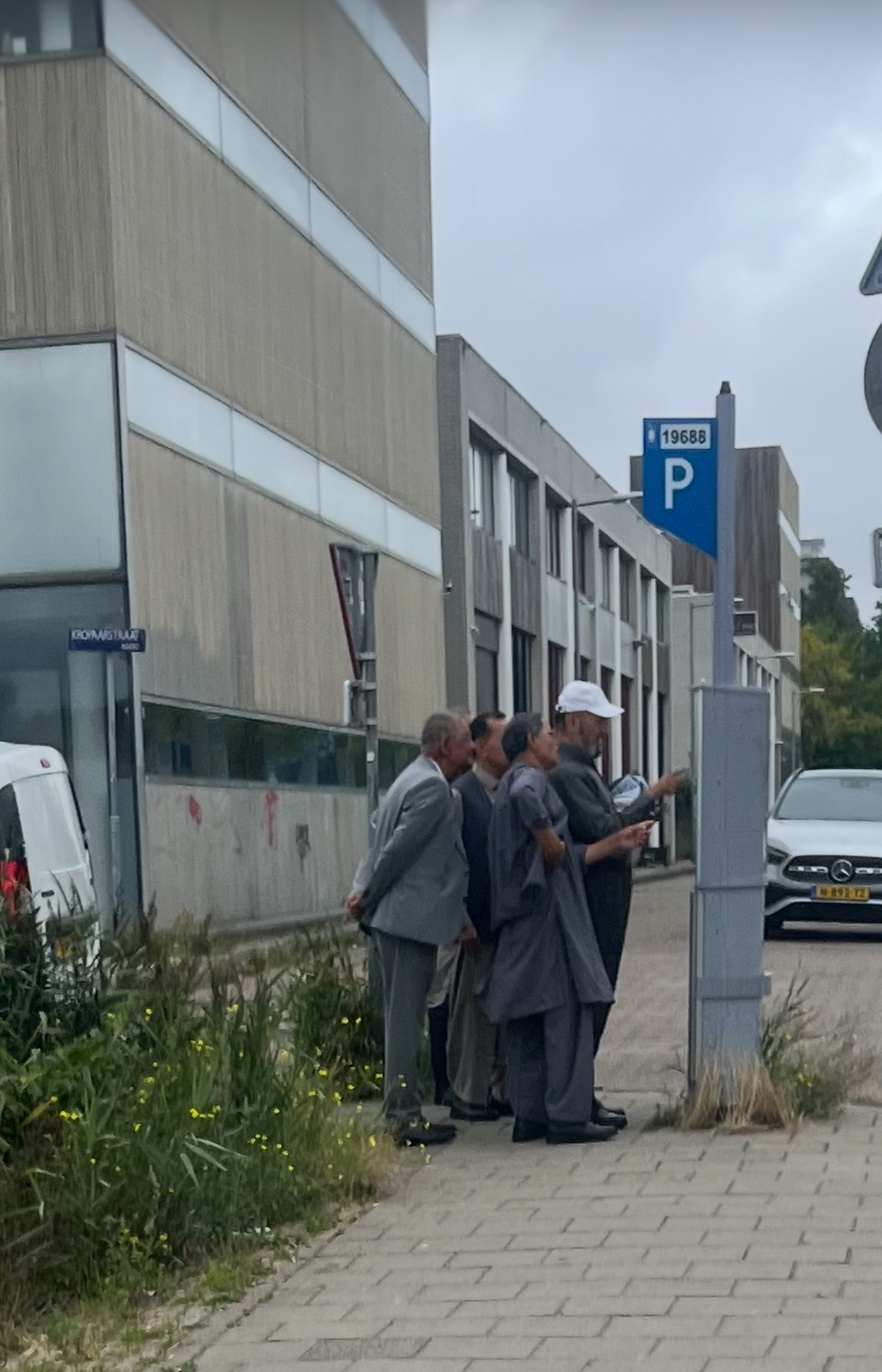 parking.jpg